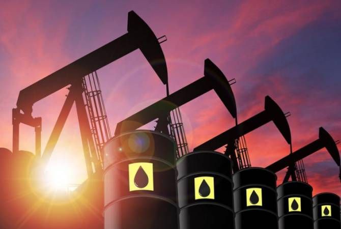 Analisis Minyak Melonjak Usai AS Jatuhkan Sanksi Berat ke Raksasa Energi Rusia - Data Pasar 2025-10-23