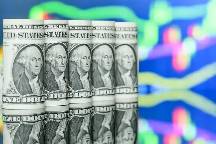 Analisis Dolar Menguat, Pound dan Loonie Jatuh di Tengah Sentimen Risk-Off - Data Pasar 2025-11-04
