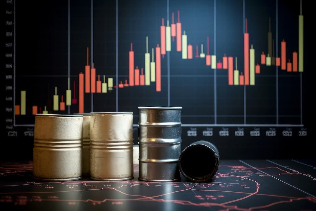 Analisis Minyak Stabil, Kekhawatiran Oversupply Masih Jadi Fokus - Data Pasar 2025-10-21