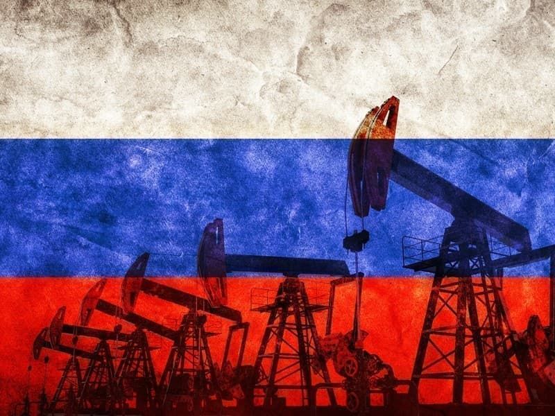 Analisis Banjir Minyak Dunia vs Sanksi Rusia! - Data Pasar 2025-11-18