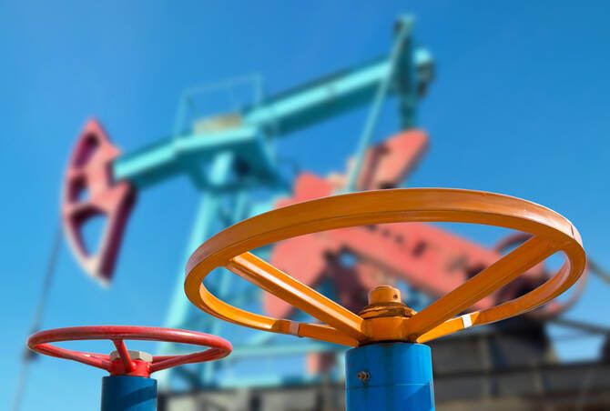 Analisis Venezuela Jadi Kunci? Minyak Naik Usai Manuver OPEC+ - Data Pasar 2025-12-01