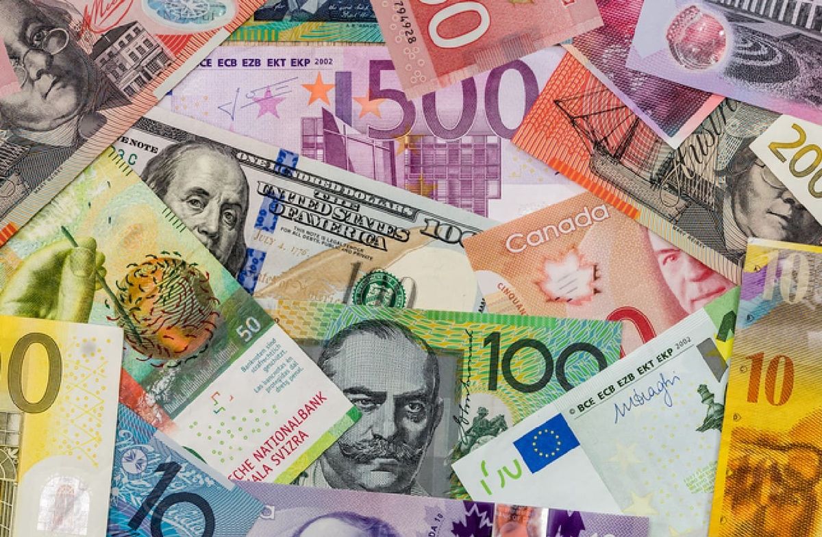 Analisis Dolar Makin Perkasa, USD/CHF Bertahan di Level Tertinggi Bulanan - Data Pasar 2026-01-15