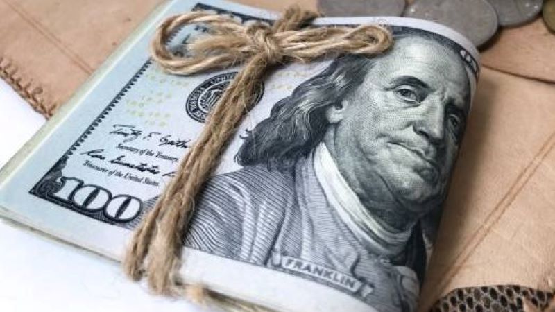 Analisis Dolar Tertekan saat Ancaman Tarif Trump Dorong Investor ke Safe Haven - Data Pasar 2026-01-19