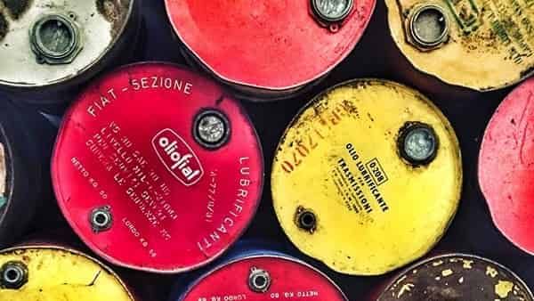 Analisis Minyak Turun Tipis, Tapi Risiko Iran Masih Membebani - Data Pasar 2026-01-26