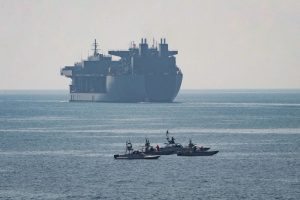 Minyak Turun, Hormuz Mulai Pulih?