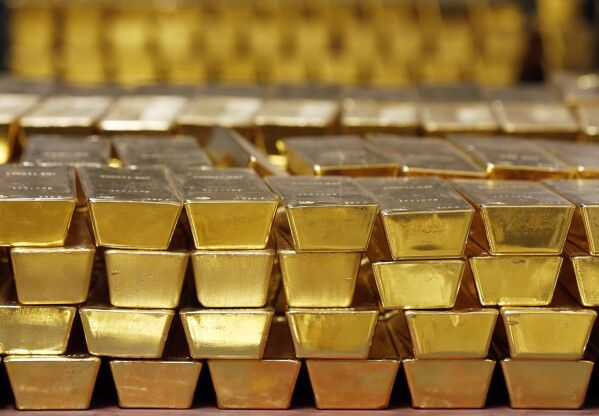 Analisis Emas Cetak Puncak Dua Bulan, Peluang Fed Hike Menurun - Data Pasar 2026-08-13